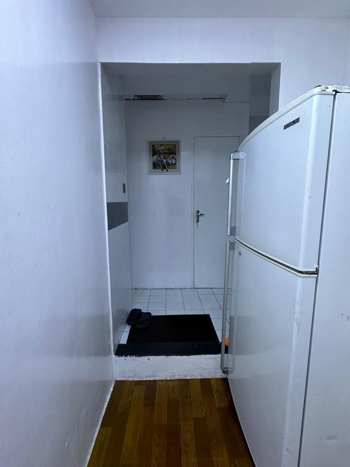 Unisex Loft In Center Of Bur Near Burjuman Metro Exit-4 Dubai