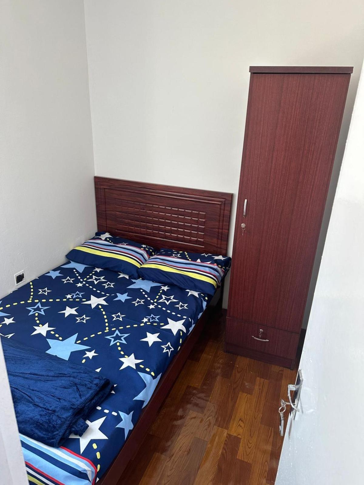 Unisex Loft In Center Of Bur Near Burjuman Metro Exit-4 Homestay *